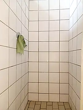 SweetSlenderChoc online show from April 2026 07:43:02 AM