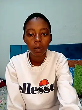 SweetSlenderChoc online show from May 2026 04:44:01 PM