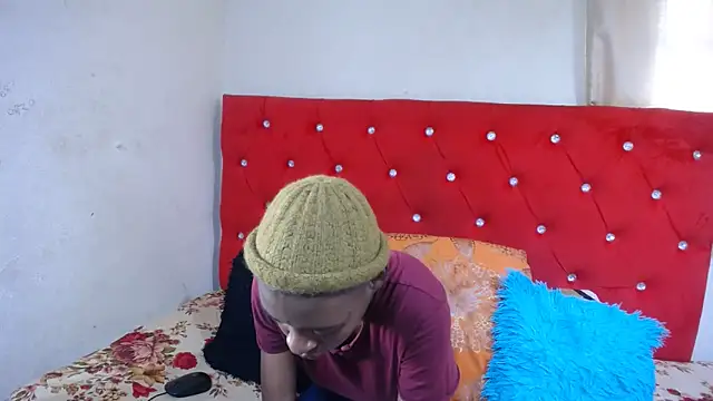 SweetSlenderChoc online show from December 2025 02:10:01 PM