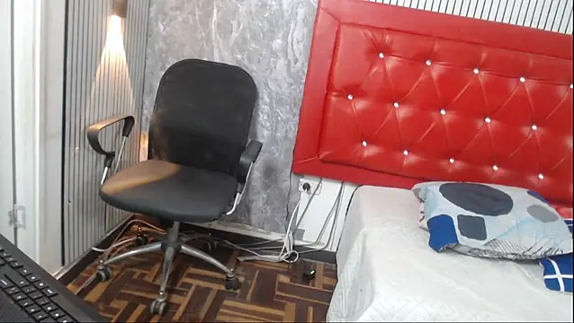 linda  mature online show from March 2026 01:05:01 PM