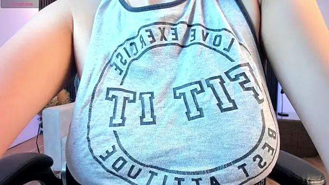 sofiapalacioss online show from November 2025 06:08:01 PM