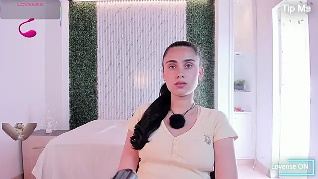 sofiapalacioss online show from March 2026 07:38:01 PM