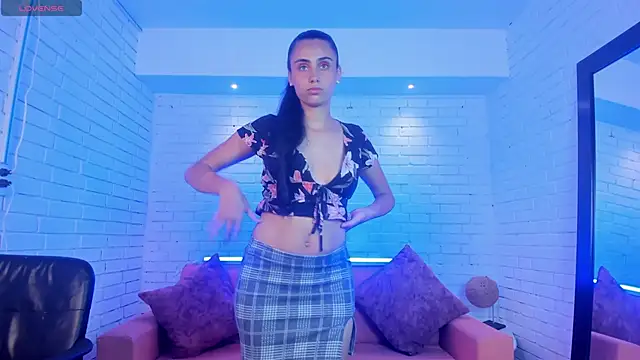 sofiapalacioss online show from November 2025 07:47:02 PM