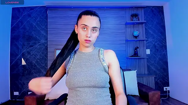 sofiapalacioss online show from October 2025 07:02:01 PM