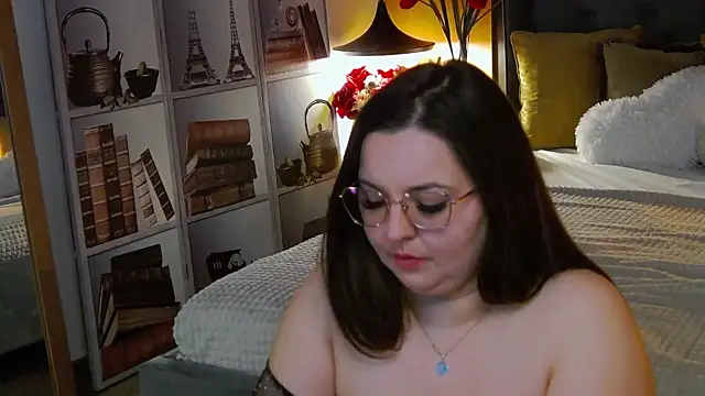 Mia Swano online show from January 2026 02:48:02 AM