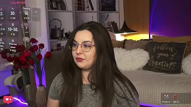 Snapshot of Mia_Swano chatting on April 2026 02:05:01 AM Mia Swano online show from April 2026 02:05:01 AM