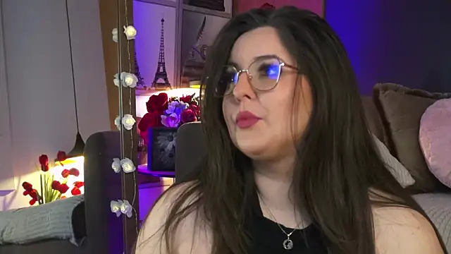 Mia Swano online show from February 2026 04:15:01 AM