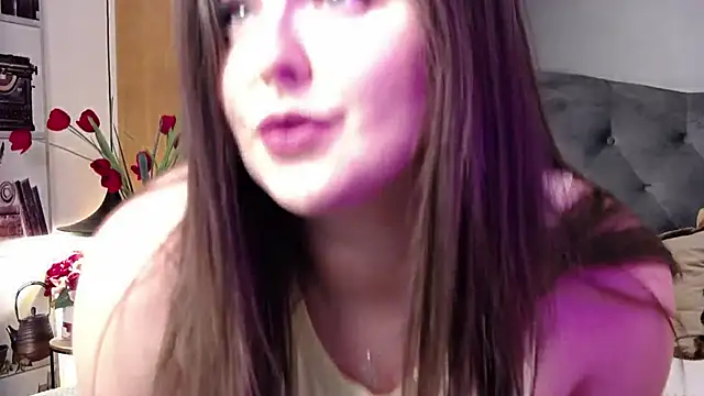 Mia Swano online show from October 2025 09:15:01 PM