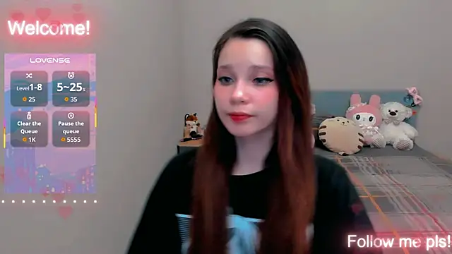 Kitten Alissa online show from April 2026 07:20:01 PM