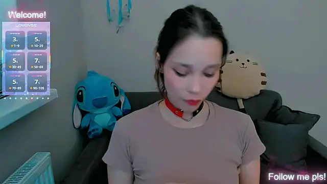 Kitten Alissa online show from May 2026 08:31:02 PM