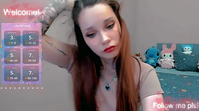 Kitten Alissa online show from April 2026 05:08:01 PM