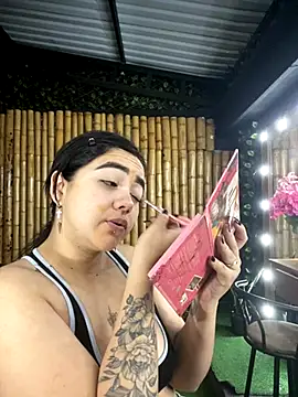 jasmincollin  online show from November 2025 01:39:01 AM