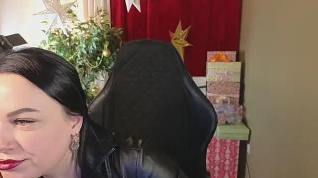 Snapshot of Jolie_Orchid chatting on December 2025 12:19:02 PM Jolie Orchid online show from December 2025 12:19:02 PM