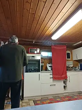 Oldmenhot66 online show from November 2025 07:45:02 AM