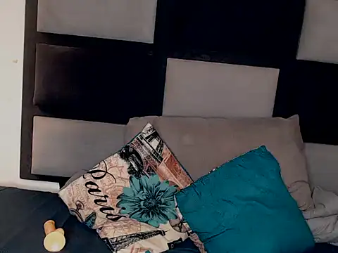 Freaky-boobs online show from September 2025 02:06:01 AM