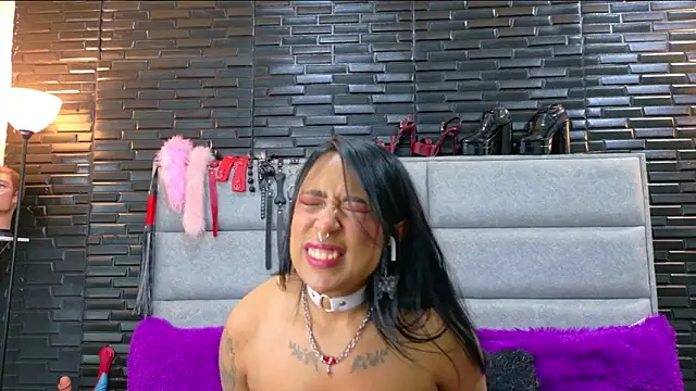 DaiaRousi online show from November 2025 03:00:02 AM