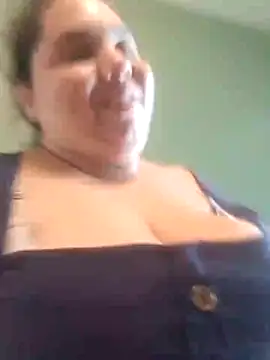 Katherine25 online show from February 2026 01:29:01 PM