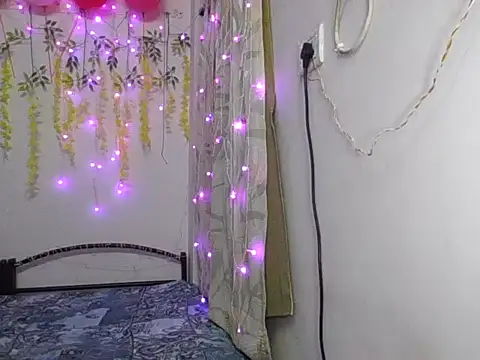 Snapshot of Tiedtogether69 chatting on November 2025 09:35:01 PM Tiedtogether69 online show from November 2025 09:35:01 PM