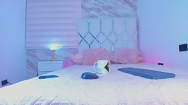 collet 1 online show from October 2025 12:14:02 PM