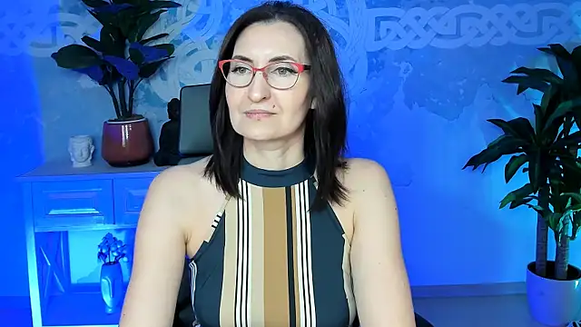 UnaTerra online show from November 2025 09:14:01 AM