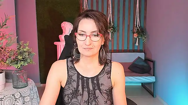 UnaTerra online show from September 2025 05:45:02 AM