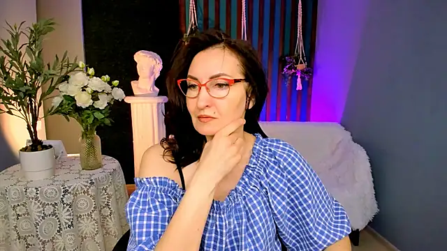 UnaTerra online show from April 2026 06:09:02 AM