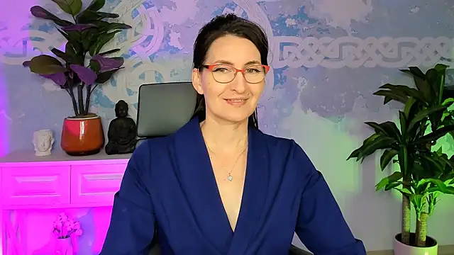 UnaTerra online show from November 2025 05:11:02 AM