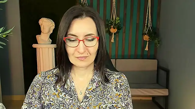 UnaTerra online show from November 2025 09:15:02 AM