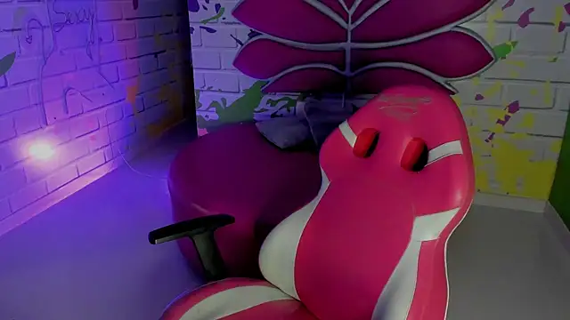 ValerySkinnyy online show from January 2026 04:19:01 AM