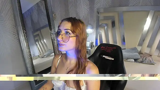 ValerySkinnyy online show from June 2026 03:50:01 AM