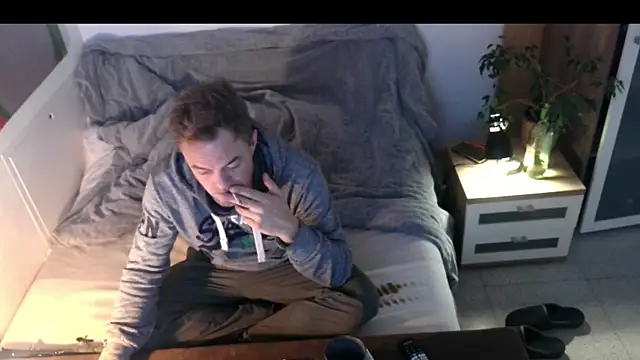 EdelHolz91 online show from November 2025 01:10:01 PM