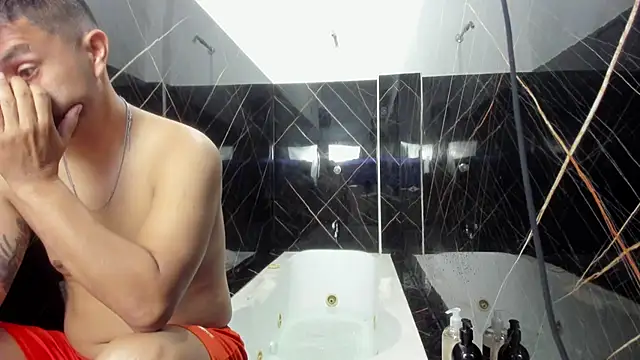 Snapshot of Kity_spiderr chatting on November 2025 12:43:02 PM Kity spiderr online show from November 2025 12:43:02 PM