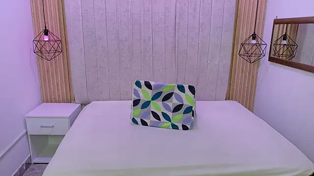 Snapshot of Kity_spiderr chatting on October 2025 01:10:01 PM Kity spiderr online show from October 2025 01:10:01 PM