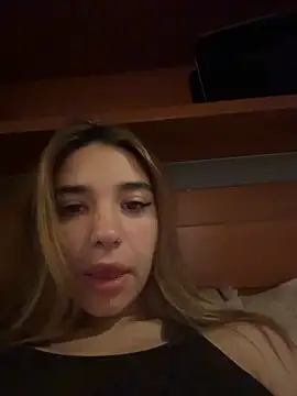 ItalianGirl online show from March 2026 07:58:01 PM