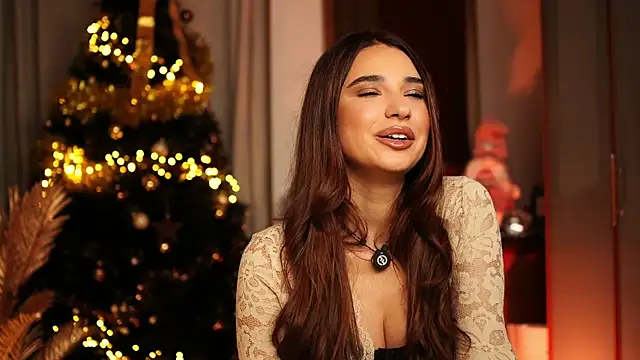 ItalianGirl online show from December 2025 08:47:01 PM