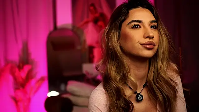 ItalianGirl online show from April 2026 08:05:02 PM