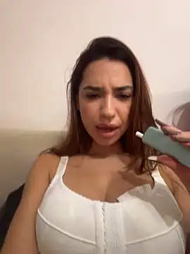 ItalianGirl online show from November 2025 10:32:01 PM