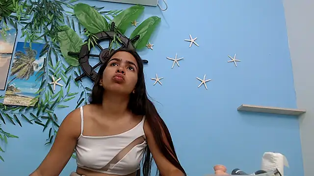Snapshot of skinnysofia18 chatting on July 2026 02:08:01 PM skinnysofia18 online show from July 2026 02:08:01 PM