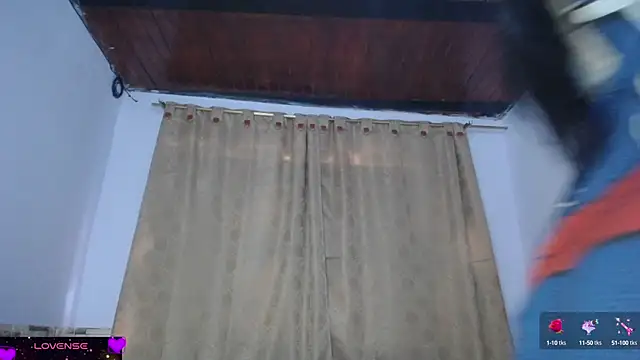 Snapshot of Bicky_24 chatting on September 2025 01:38:02 PM Bicky 24 online show from September 2025 01:38:02 PM