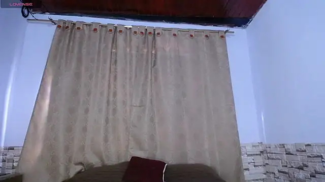 Snapshot of Bicky_24 chatting on October 2025 05:26:02 PM Bicky 24 online show from October 2025 05:26:02 PM