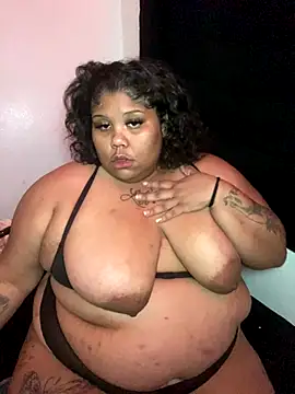 Snapshot of BlaxicanaMami chatting on September 2025 05:02:01 AM BlaxicanaMami online show from September 2025 05:02:01 AM