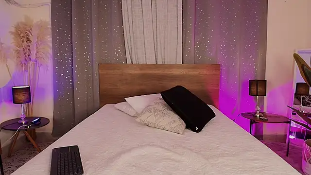 Snapshot of ViolettGomez_93 chatting on November 2025 04:23:02 AM ViolettGomez 93 online show from November 2025 04:23:02 AM