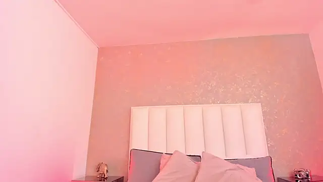 KaylieBrooks online show from April 2026 06:48:02 PM