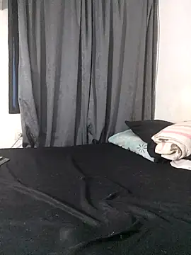Snapshot of Kristal_Bronw_Lawren chatting on October 2025 01:51:02 AM Kristal Bronw Lawren online show from October 2025 01:51:02 AM