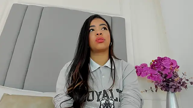 CannelaSmith online show from July 2026 01:00:02 PM