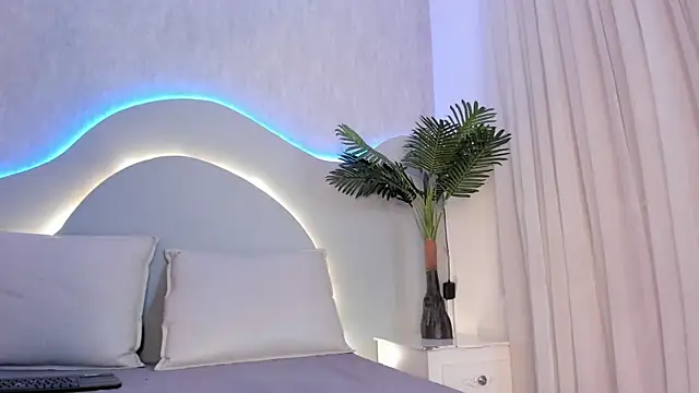 CannelaSmith online show from March 2026 03:02:01 PM