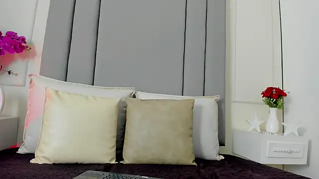 CannelaSmith online show from July 2026 01:54:01 PM