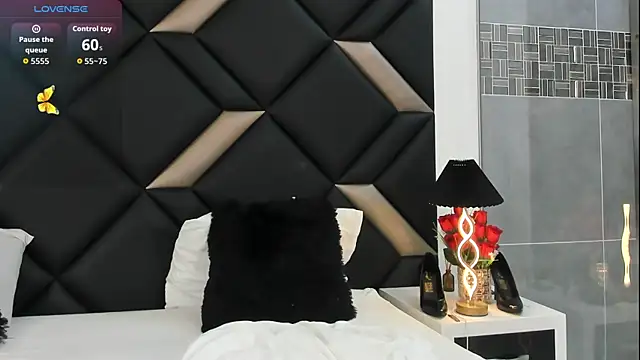 Snapshot of XimenaCosta chatting on July 2026 12:35:02 PM XimenaCosta online show from July 2026 12:35:02 PM