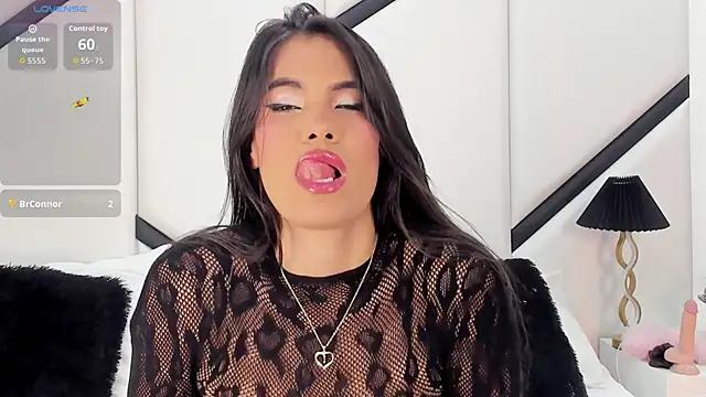 XimenaCosta online show from May 2026 12:04:01 PM
