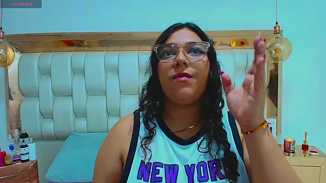 TiffantyAndStacy online show from November 2025 07:35:02 PM